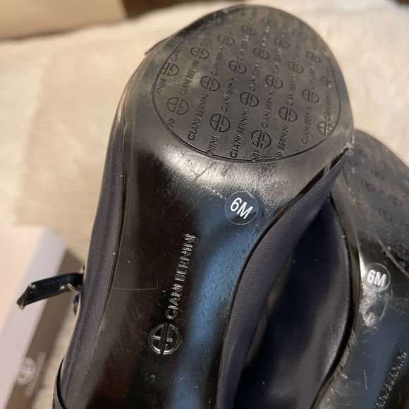 Navy | Giana Bernini | Memory Foam | Heels - Picture 9 of 15